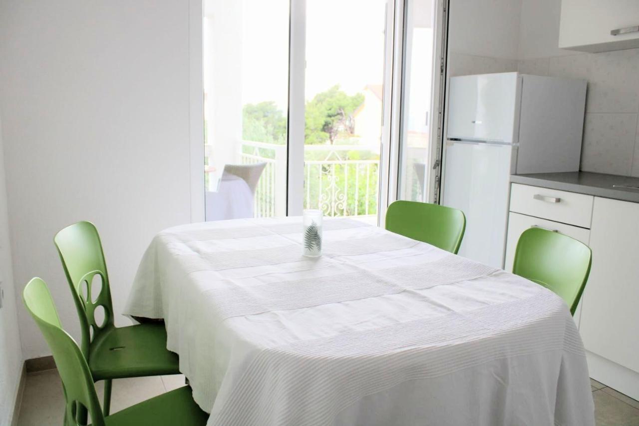 Apt White Idyll, 3 Bedrooms, 3 Bathrooms, Terrace Apt Promajna Dış mekan fotoğraf