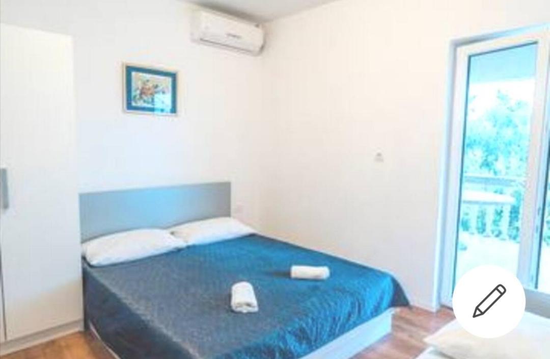 Apt White Idyll, 3 Bedrooms, 3 Bathrooms, Terrace Apt Promajna Dış mekan fotoğraf